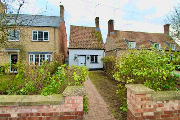 2 Bedroom Detached House To Rent In Church Street, Werrington, Peterborough, PE4