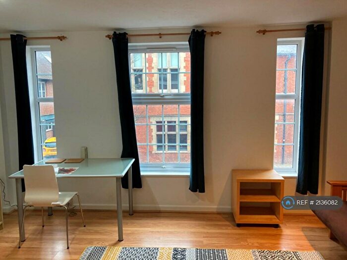 1 Bedroom Flat To Rent In Cowley Road, Oxford, OX4