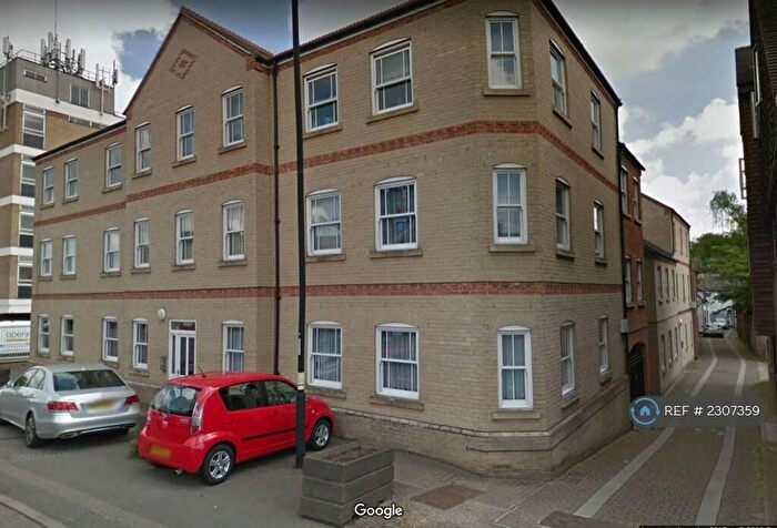 2 Bedroom Flat To Rent In St. Johns Street, Huntingdon, PE29