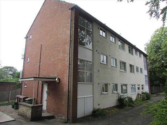 2 Bedroom Flat To Rent In College Grove Road, Wakefield, WF1