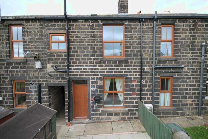 2 Bedroom Terraced House To Rent In Gatehouse, Littleborough, OL15