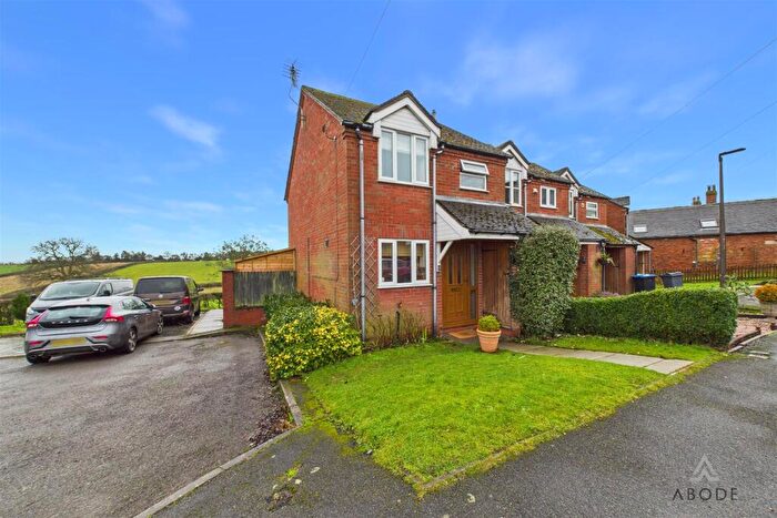 2 Bedroom Town House For Sale In Gravelly Bank Mews, Yeaveley, Ashbourne, DE6