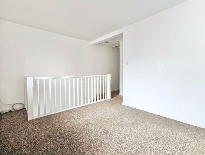 1 Bedroom Apartment To Rent In Eastney Road, Southsea, PO4