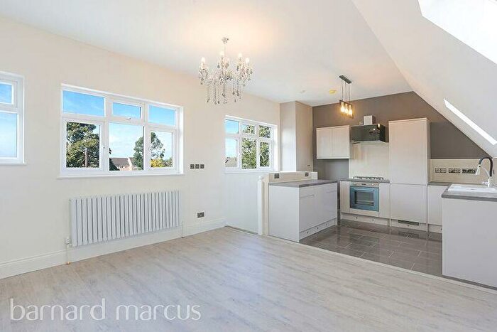 3 Bedroom House To Rent In Page Street, London, NW7