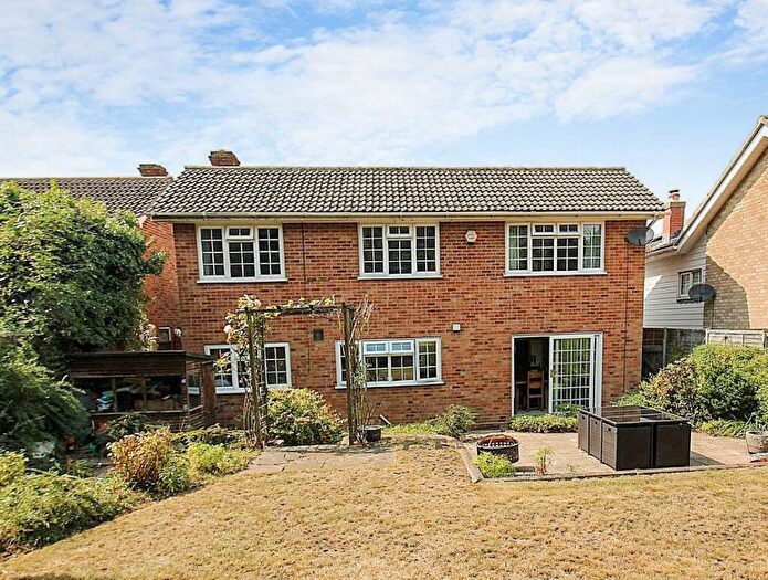4 Bedroom Detached House For Sale In Parkdale, Danbury, CM3