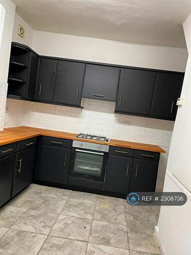 2 Bedroom Terraced House To Rent In Wesley Street, Hadfield, Glossop, SK13