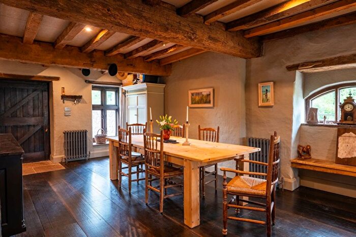 4 Bedroom Detached House For Sale In Brecon, LD3