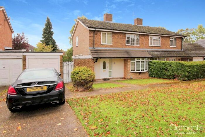 3 Bedroom Semi-Detached House To Rent In Crofts Path, Hemel Hempstead, HP3