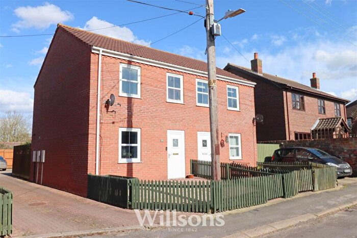 2 Bedroom Semi-Detached House For Sale In Dashwood Road, Alford, LN13