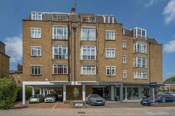 2 Bedroom Flat To Rent In Richmond Road, Twickenham, TW1