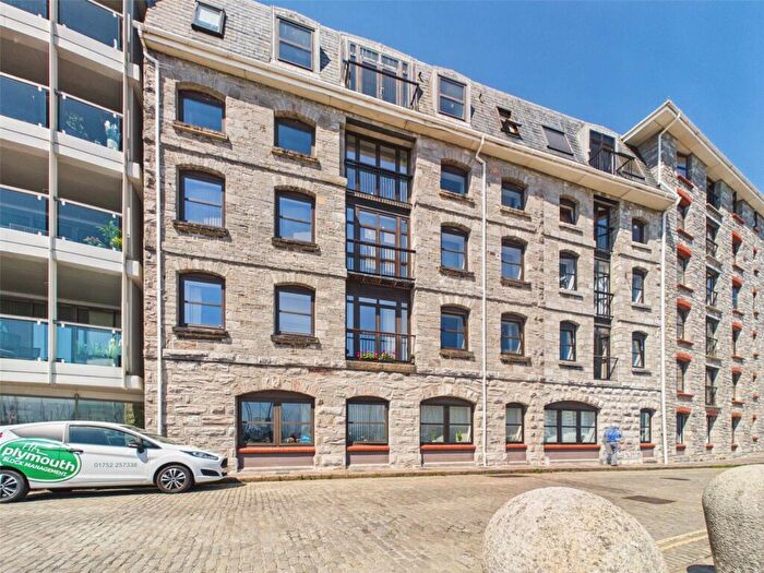 1 Bedroom Flat For Sale In Hawkers Avenue, Plymouth, Devon, PL4