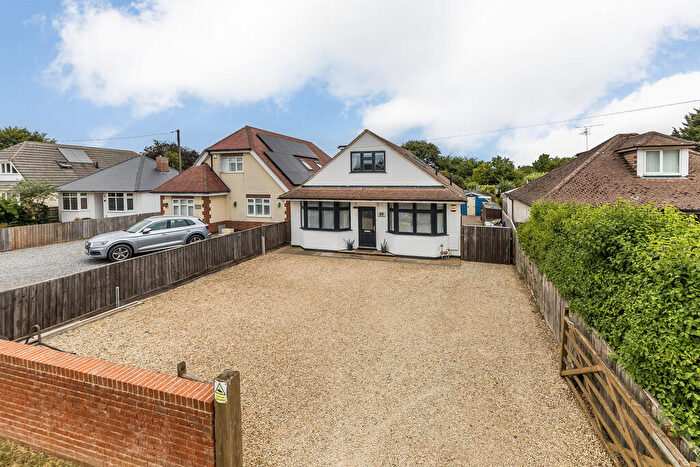 4 Bedroom Chalet For Sale In Dry Sandford, Oxfordshire, OX13