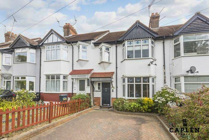 3 Bedroom Terraced House To Rent In Tomswood Hill, Ilford, IG6