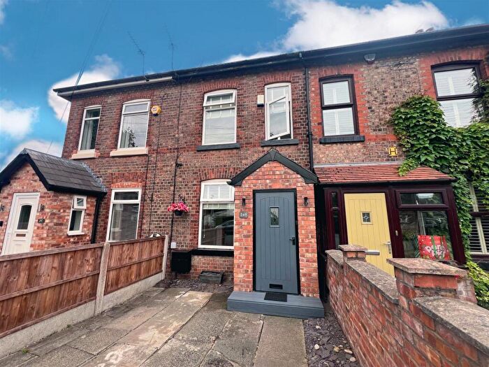 2 Bedroom Terraced House For Sale In Wythenshawe Road, Manchester, M23