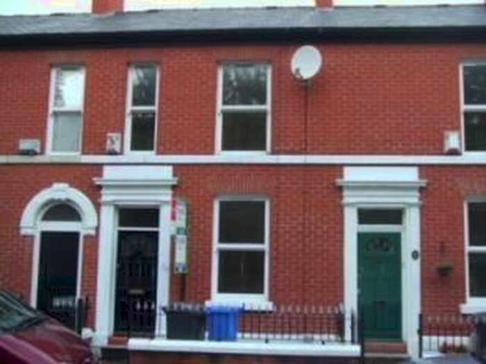 3 Bedroom Terraced House To Rent In Church St, Hyde SK14