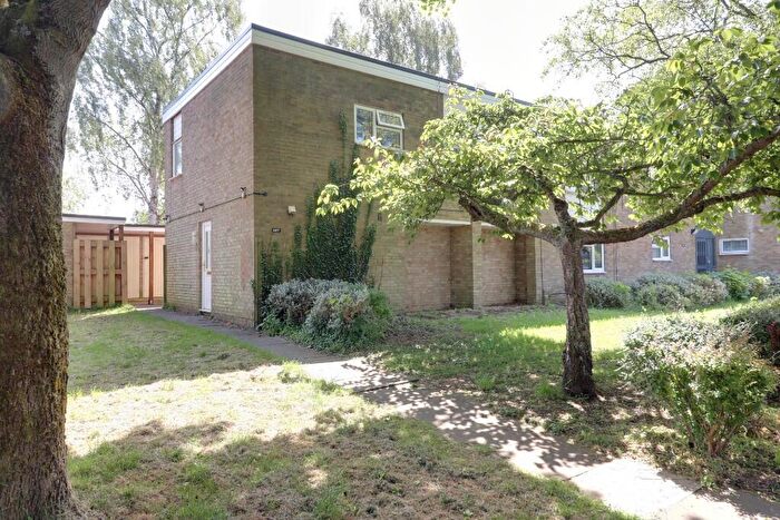 1 Bedroom Maisonette For Sale In Chester Road, Stevenage, Hertfordshire, SG1