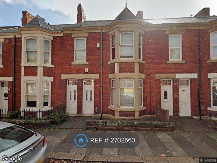 3 Bedroom Flat To Rent In Heaton, Heaton, Newcastle Upon Tyne, NE6