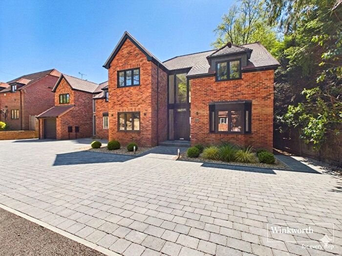 4 Bedroom Detached House For Sale In Collaroy Road, Cold Ash, Thatcham, Berkshire, RG18