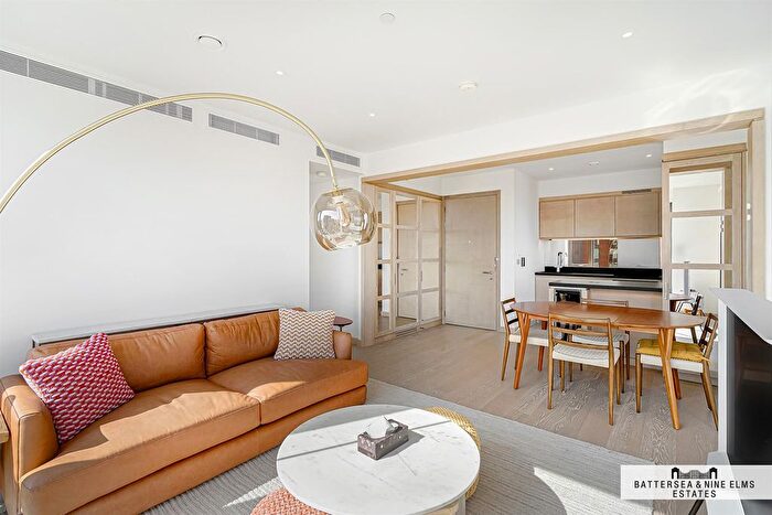 2 Bedroom Flat To Rent In Legacy Building, Embassy Gardens, SW11