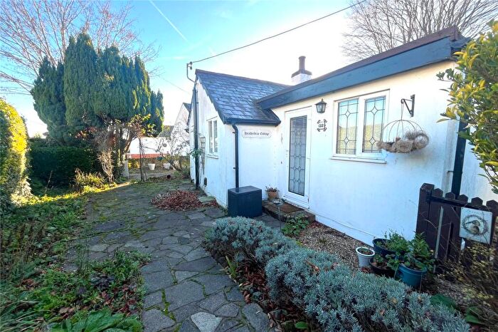 3 Bedroom Bungalow For Sale In Folly Lane North, Farnham, Surrey, GU9