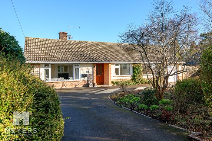 3 Bedroom Detached Bungalow For Sale In Lions Lane, Ashley Heath, Ringwood, BH24