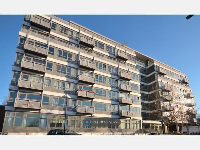 1 Bedroom Flat To Rent In Courtenay House, London, SW2