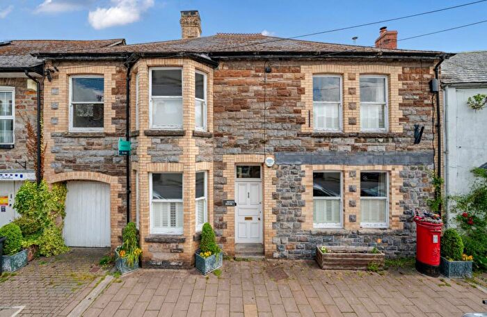 4 Bedroom Terraced House For Sale In Brook Street, Bampton, Tiverton, Devon, EX16