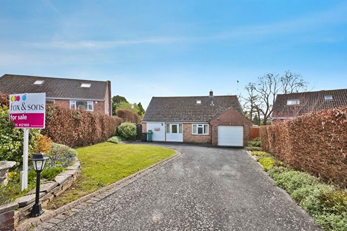 4 Bedroom Detached Bungalow For Sale In Beaconfield Road, Yeovil, BA20