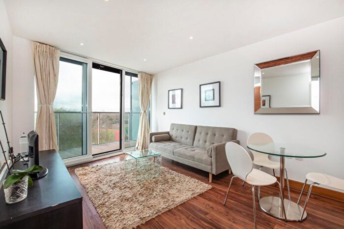 1 Bedroom Apartment For Sale In Lanson Building, Queenstown Road, London, SW11