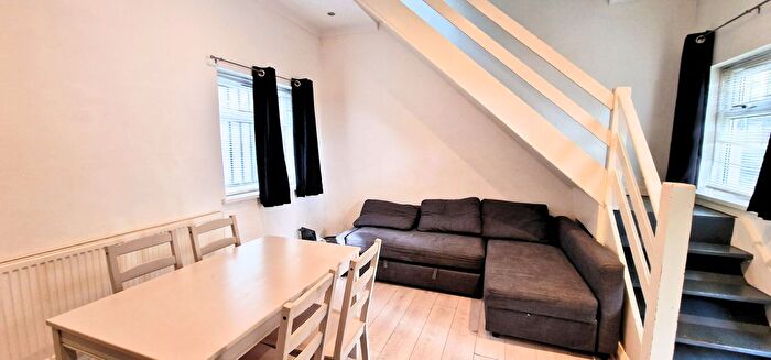 1 Bedroom Terraced House To Rent In Woodgrange Road, London, E7
