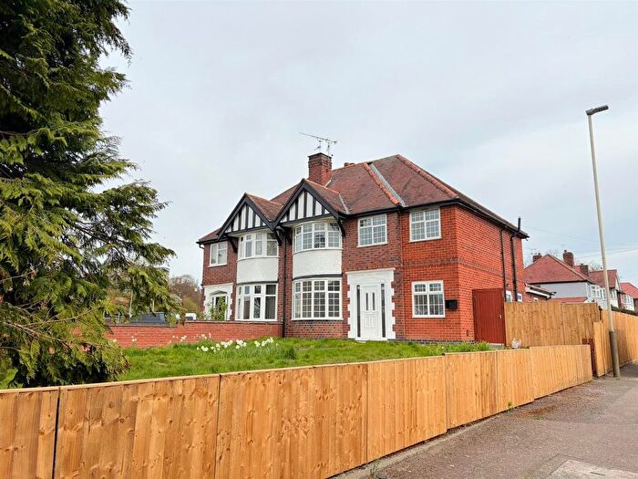 4 Bedroom Semi Detached House For Sale In Humberstone Drive, Humberstone, Leicester, LE5