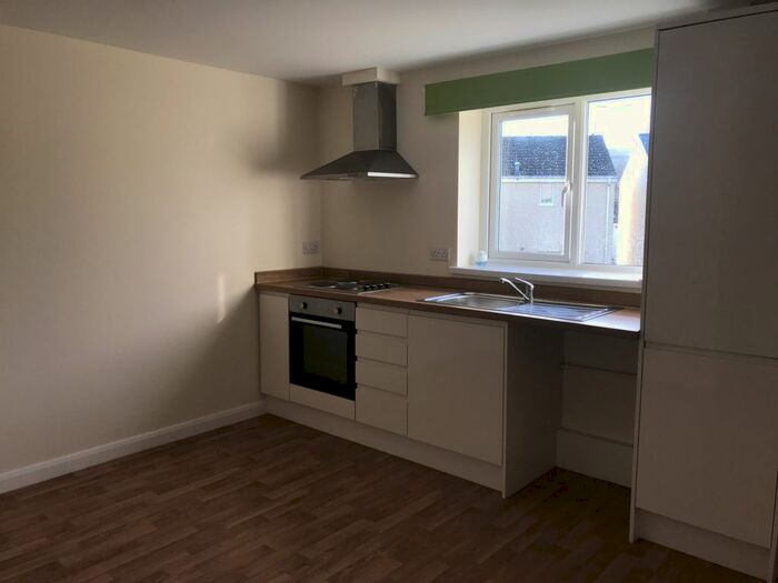 2 Bedroom Flat To Rent In Griffiths House, Maesygarreg, Merthyr Tydfil CF48