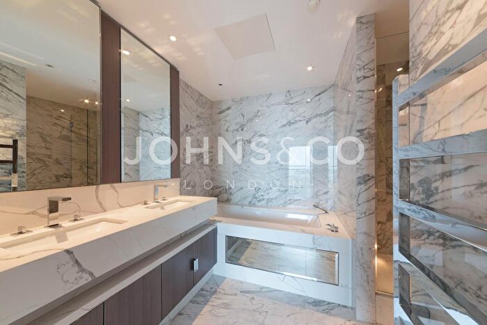 3 Bedroom Flat To Rent In Maine Tower, Canary Wharf, London, E14