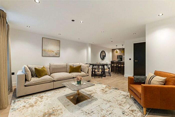 3 Bedroom Terraced House For Sale In Brewers Quay, Hope Square, Weymouth, Dorset, DT4