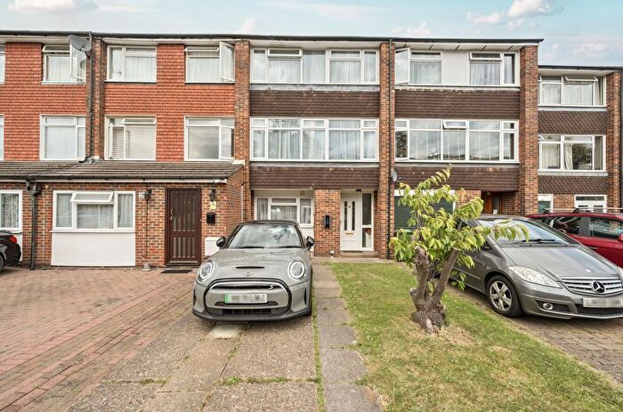 4 Bedroom Terraced House For Sale In Black Horse Close, Windsor, Berkshire, SL4