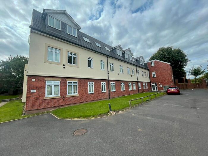 2 Bedroom Flat To Rent In Birmingham New Road, Coseley, Bilston, WV14