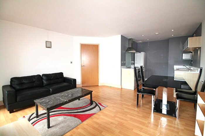 1 Bedroom Apartment To Rent In West One Panorama, Fitzwilliam Street, Sheffield, S1