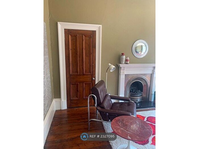 5 Bedroom Flat To Rent In Armadale Street, Glasgow, G31