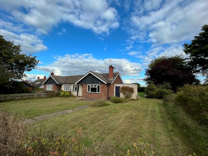 2 Bedroom Semi-Detached Bungalow For Sale In Oak Corner, Cretingham, Woodbridge, IP13