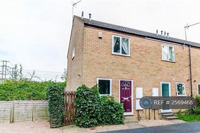 2 Bedroom End Of Terrace House To Rent In Moss Bank, Cambridge, CB4