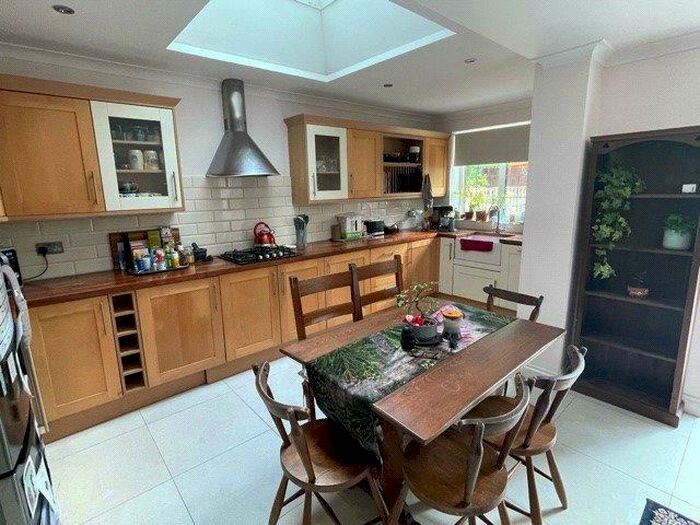 3 Bedroom Semi-Detached House To Rent In Meadowside Road, Meadowside Road, Sutton, Surrey, SM2