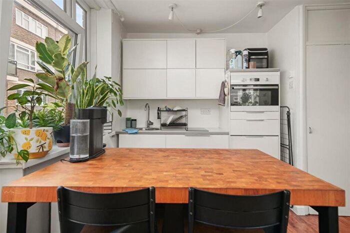 1 Bedroom Flat For Sale In Thoresby Street, Shoreditch, N1 - Photo 7