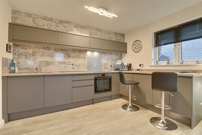 1 Bedroom Flat For Sale In Milton Road, Southsea, PO4