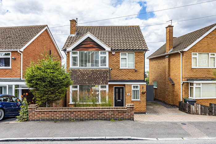 3 Bedroom Detached House For Sale In Homefield Avenue, Arnold, Nottingham, NG5