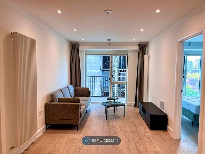 1 Bedroom Flat To Rent In Seagull Lane, London, E16