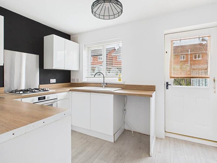 2 Bedroom Terraced House For Sale In Briarwood Close, Hull, HU7