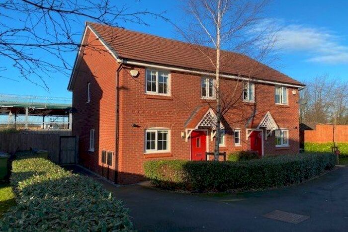 3 Bedroom Property To Rent In Fernhurst Street, Oldham OL1