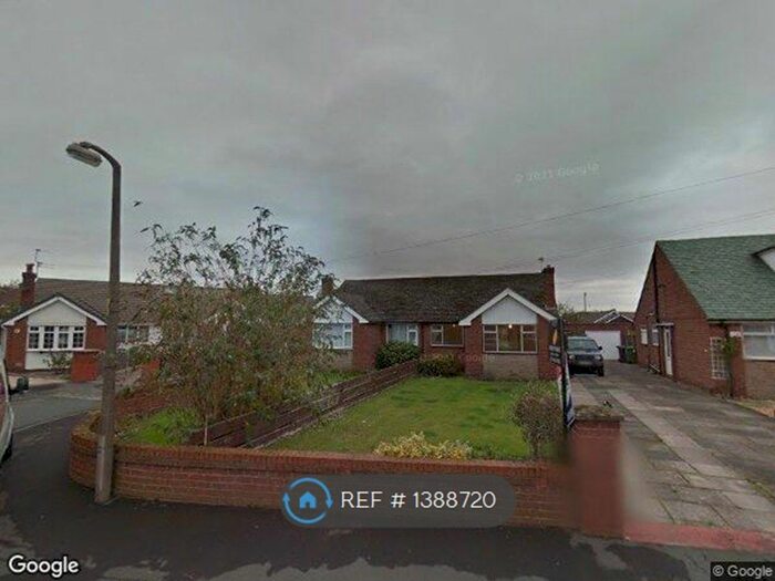 2 Bedroom Bungalow To Rent In Crown Close, Formby, L37