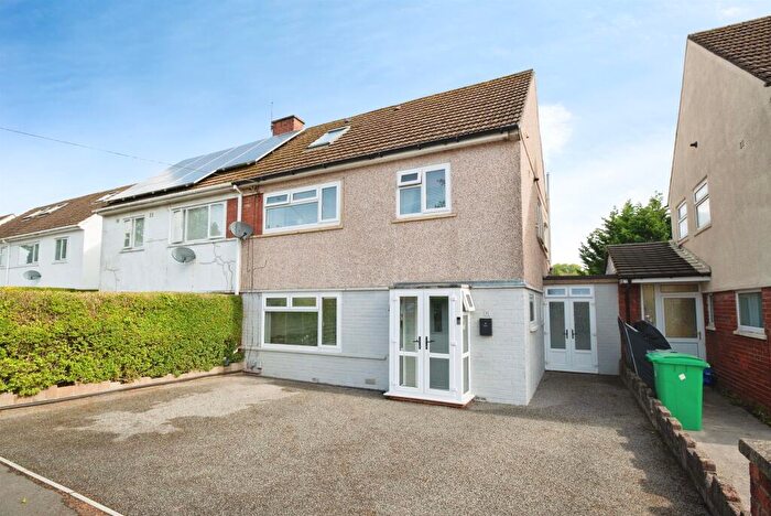 4 Bedroom Semi-Detached House For Sale In Colwinstone Street, Cardiff, CF14