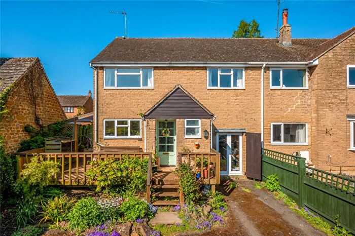 4 Bedroom Semi Detached House For Sale In The Green, Barford St Michael, Banbury, OX15